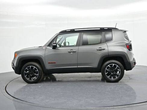 Used 2023 Jeep Renegade Trailhawk w/ Sun/Sound Group image 9