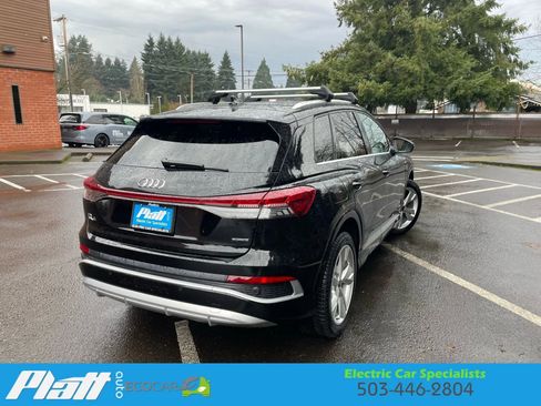 Used 2023 Audi Q4 e-tron Prestige w/ 20" Wheel Package image 9
