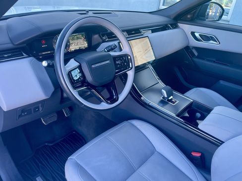 Certified 2026 Land Rover Range Rover Velar Dynamic SE AWD/4WD image 13