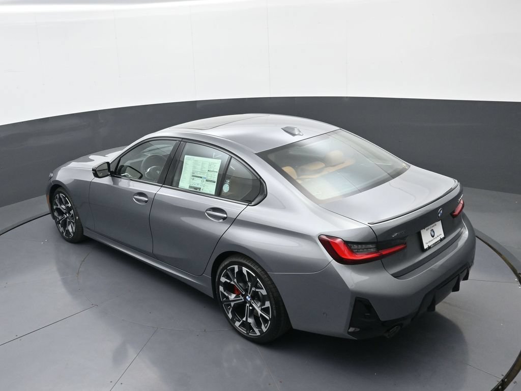 New 2026 BMW 330i xDrive Sedan w/ M Sport Package AWD/4WD image 34