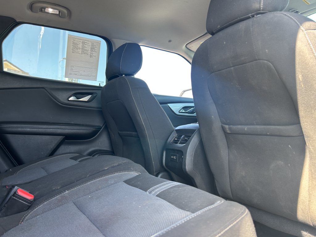 Used 2023 Chevrolet Blazer LT AWD/4WD image 28
