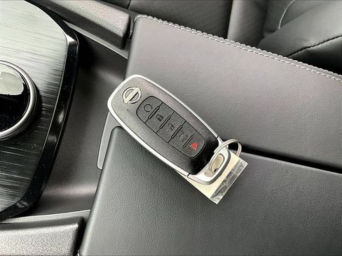 Used 2019 Cadillac XT4 Premium Luxury AWD/4WD image 37