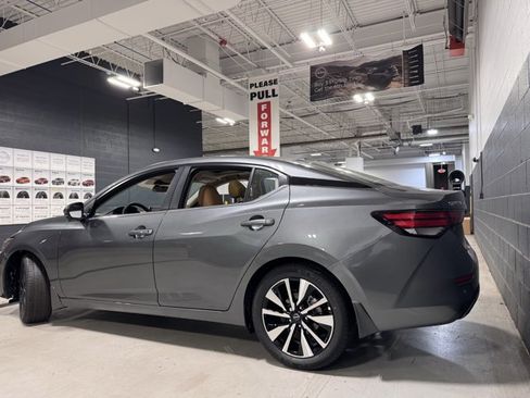 New 2025 Nissan Sentra SV w/ SV Premium Package image 32