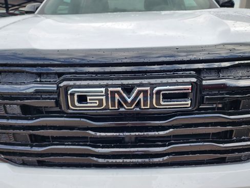 New 2026 GMC Terrain Elevation w/ Black Edition image 10