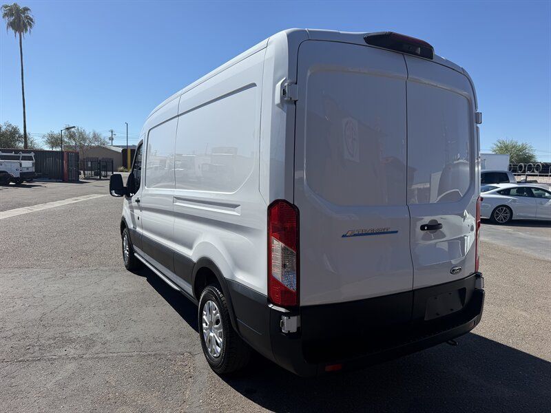 Used 2023 Ford E-Transit Medium Roof RWD image 4