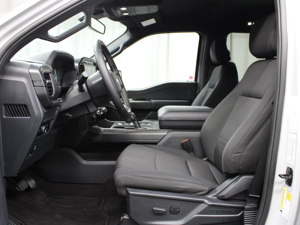 Used 2024 Ford F150 XLT AWD/4WD image 15