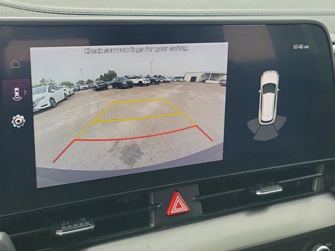 Used 2024 Kia Sportage EX image 12