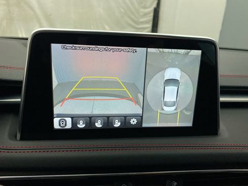 Used 2021 Genesis G70 3.3T AWD/4WD image 18