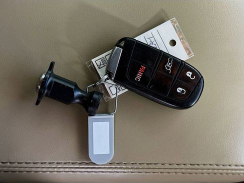 Used 2018 Dodge Durango SXT w/ Quick Order Package 2BB image 36