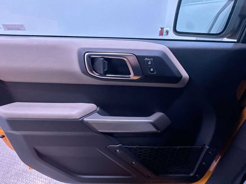 Used 2022 Ford Bronco Wildtrak image 30