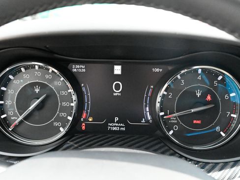 Used 2021 Maserati Quattroporte S GranSport Q4 AWD/4WD image 27