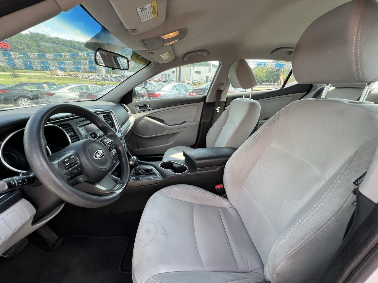 Used 2015 Kia Optima LX FWD image 11