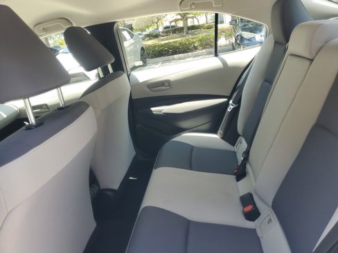 Certified 2025 Toyota Corolla LE FWD image 10