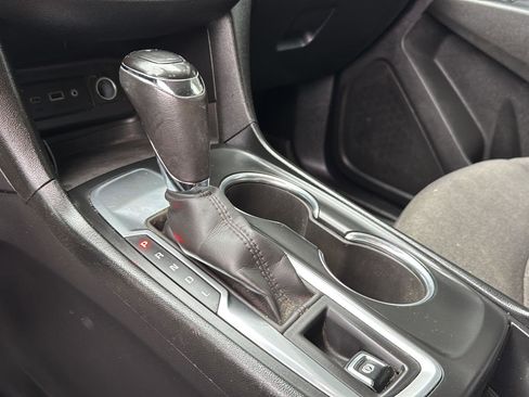 Used 2019 Chevrolet Equinox LT image 24