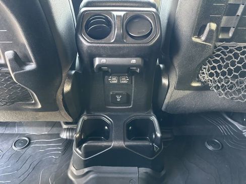 Certified 2021 Jeep Wrangler Unlimited Rubicon AWD/4WD image 32