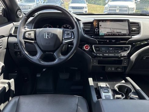 Used 2024 Honda Ridgeline Black Edition image 8