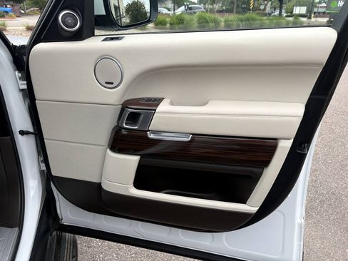 Used 2016 Land Rover Range Rover HSE AWD/4WD image 34