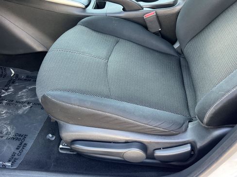 Used 2018 Nissan Sentra S FWD image 29