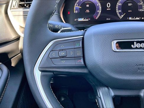 New 2026 Jeep Grand Cherokee Laredo X image 6