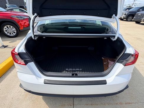 Used 2026 Toyota Camry SE FWD image 25