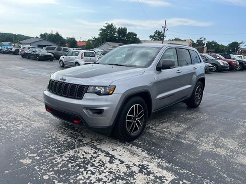 Used 2020 Jeep Grand Cherokee Trailhawk image 7