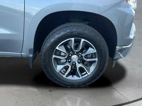 Certified 2024 Chevrolet Silverado 1500 LT AWD/4WD image 30