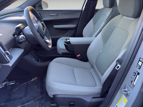 New 2026 Volvo EX30 Cross Country Ultra image 7