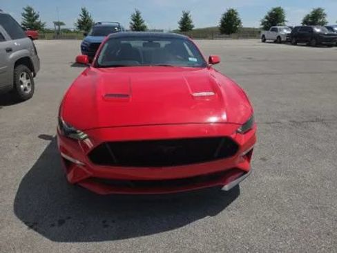 Used 2019 Ford Mustang GT w/ Equipment Group 301A RWD image 7