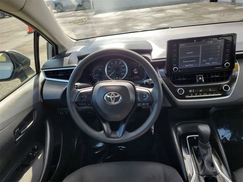 Certified 2022 Toyota Corolla LE image 16