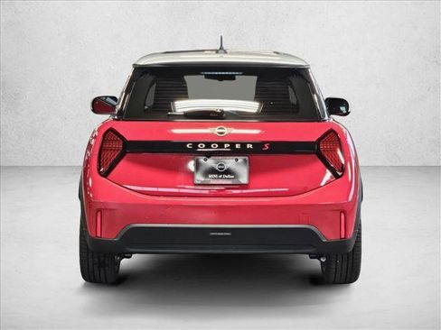 Certified 2025 MINI Cooper S image 6