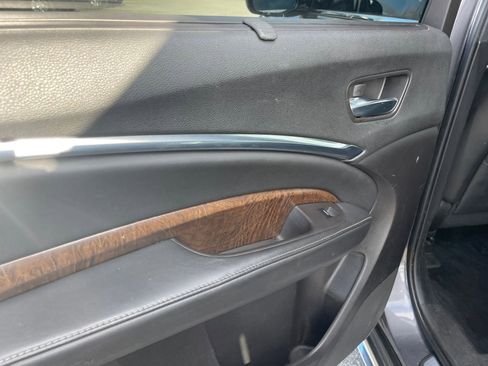 Used 2018 Acura MDX FWD w/ Advance Package image 25