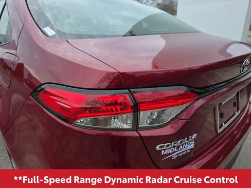 Used 2024 Toyota Corolla LE image 9