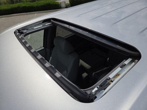 Used 2015 Honda Pilot SE image 3
