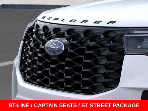 New 2026 Ford Explorer ST-Line w/ ST-Line Street Pack image 17