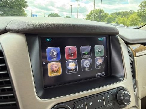 Used 2017 GMC Yukon Denali w/ Open Road Package RWD image 17