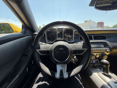 Used 2010 Chevrolet Camaro SS w/ RS Package RWD image 16