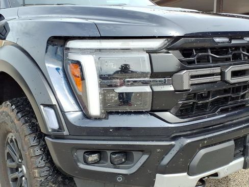 Used 2025 Ford F150 Raptor AWD/4WD image 9
