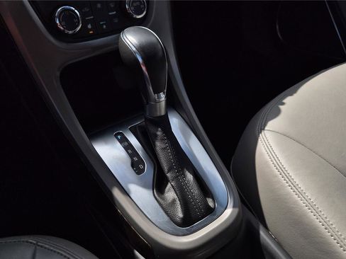 Used 2012 Buick Verano image 21