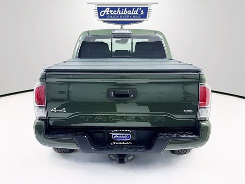 Used 2021 Toyota Tacoma Limited image 6