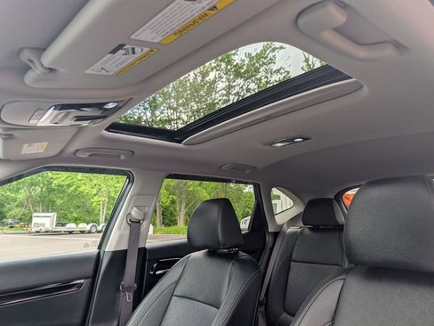 Used 2023 Kia Seltos SX w/ SX Sunroof Package AWD/4WD image 17