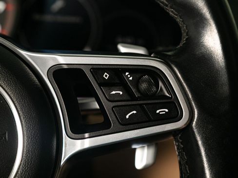 Used 2019 Porsche Cayenne AWD/4WD image 41