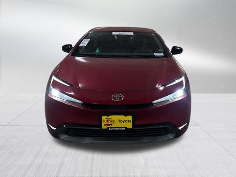 Certified 2025 Toyota Prius XLE FWD image 2