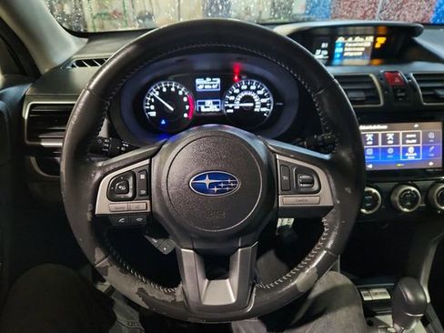 Used 2017 Subaru Forester 2.5i Limited image 12