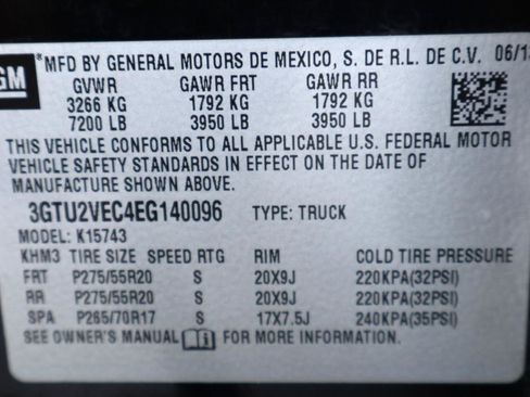 Used 2014 GMC Sierra 1500 SLT w/ SLT Crew Cab Value Package image 45