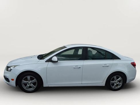 Used 2016 Chevrolet Cruze LT FWD image 5