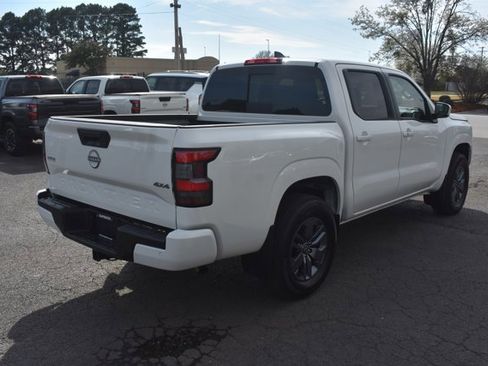 Used 2026 Nissan Frontier SV w/ SV Convenience Package image 5