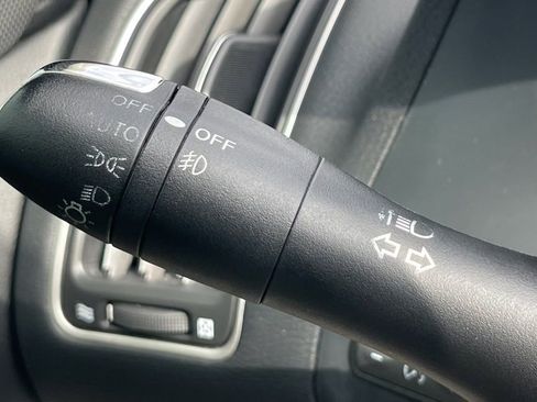 Used 2015 INFINITI Q50 Premium w/ Navigation Package RWD image 21