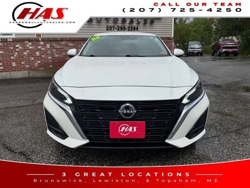 Used 2023 Nissan Altima 2.5 SV AWD/4WD image 9