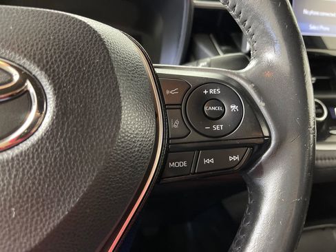 Certified 2021 Toyota Corolla SE w/ SE Premium Package FWD image 28
