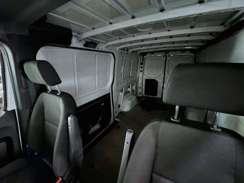 Used 2021 Mercedes-Benz Sprinter 1500 image 28